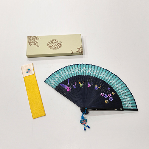 �Ƹ����� ������ �÷���ũ��ä